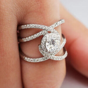 🎁Four Lines Crossing Round Zircon Trendy Wedding Rings for WomenEVGG1545